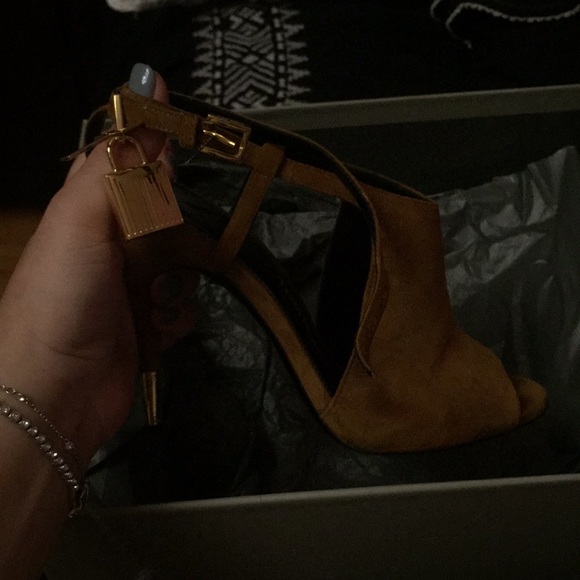 Tom ford heels - Picture 4 of 8